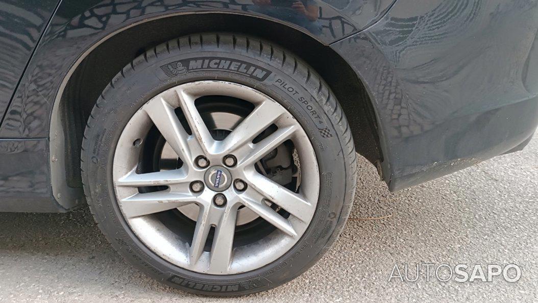Volvo V60 2.4 D6 Summum AWD Phev de 2013
