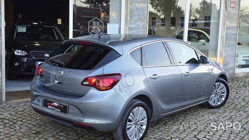 Opel Astra 1.4 Cosmo S/S de 2013