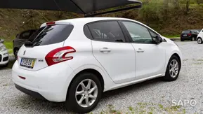 Peugeot 208 de 2015