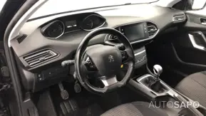 Peugeot 308 1.2 PureTech Style de 2019