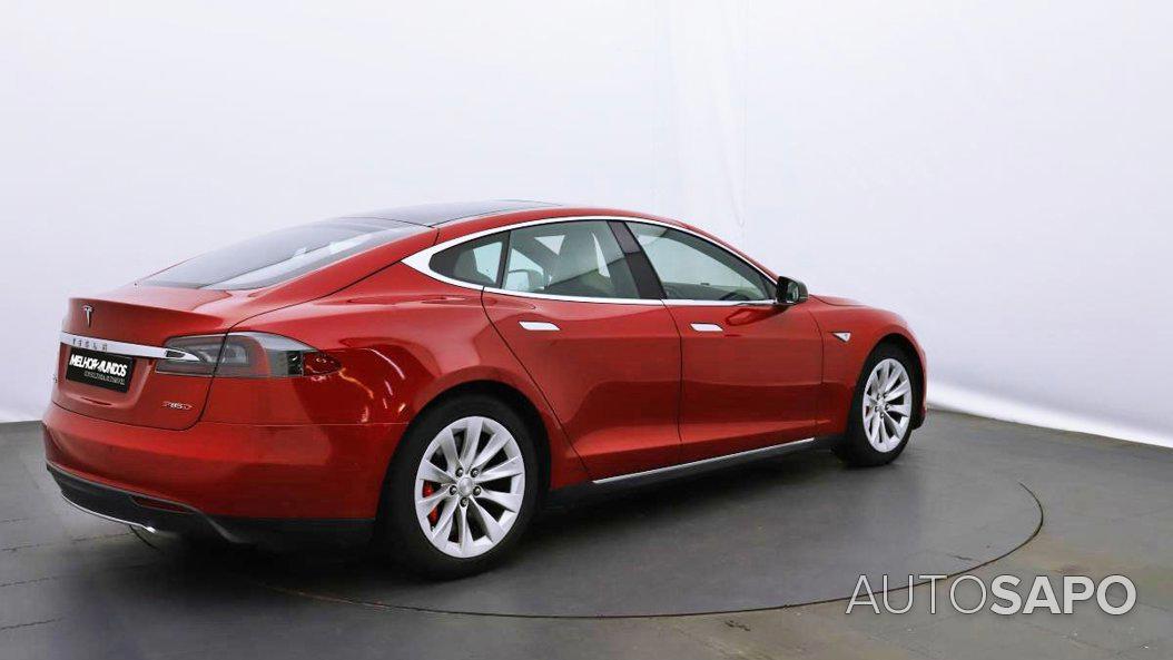 Tesla Model S de 2015