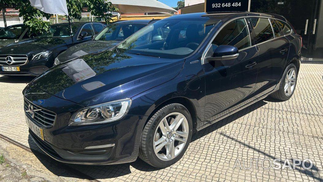 Volvo V60 2.4 D6 Momentum AWD Phev de 2017