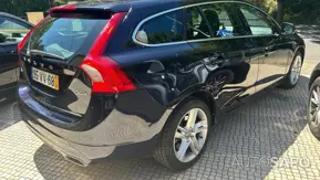 Volvo V60 2.4 D6 Momentum AWD Phev de 2017