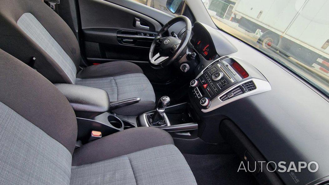 Kia Ceed 1.4 CVVT EX ISG de 2010