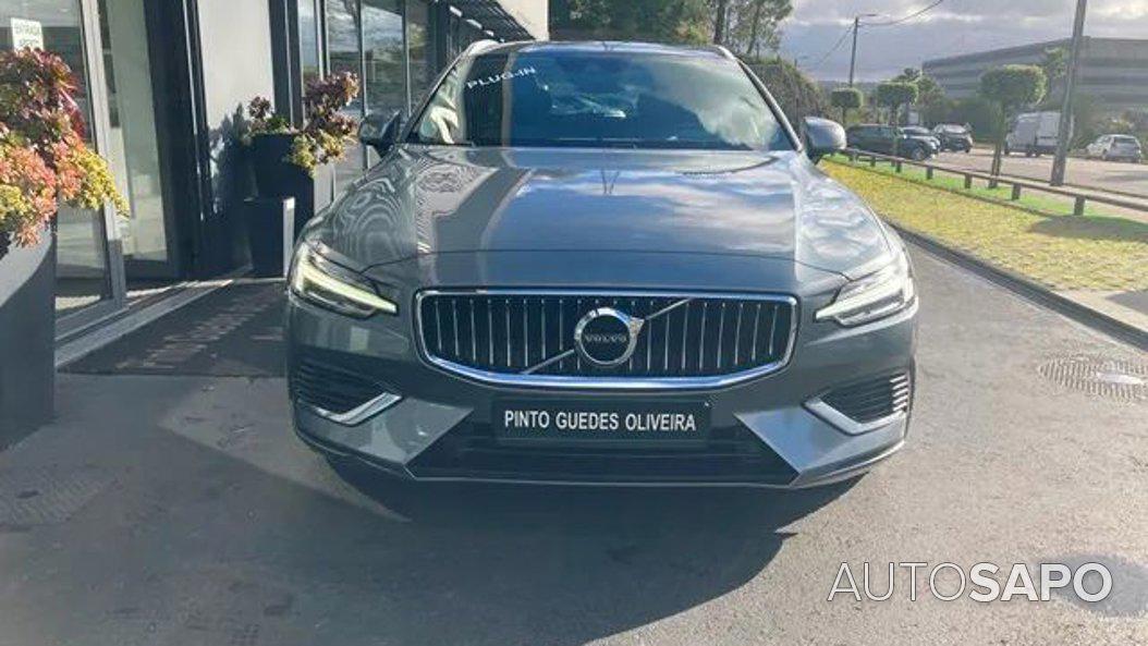 Volvo V60 2.0 T8 AWD TE R-Design de 2020