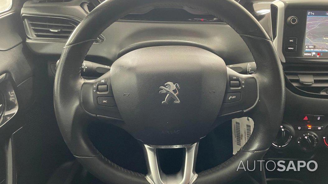 Peugeot 208 1.2 PureTech Life Signature de 2018