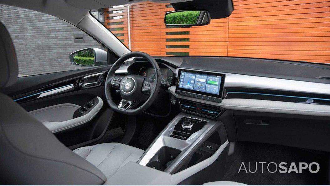 MG MG5 de 2024