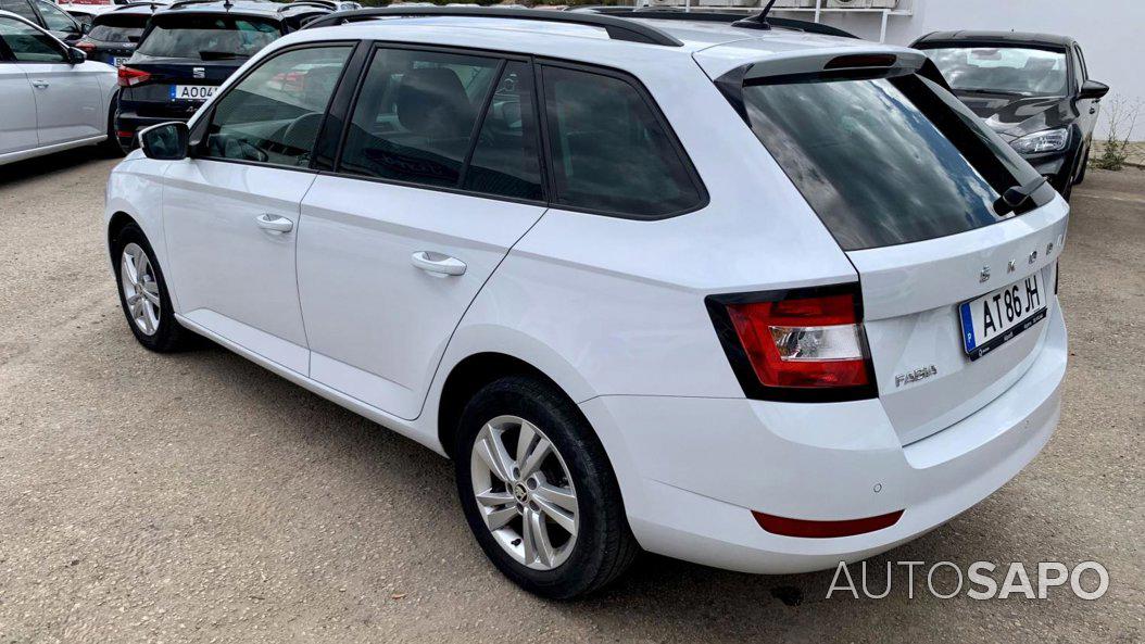 Skoda Fabia 1.0 TSI Ambition DSG de 2022