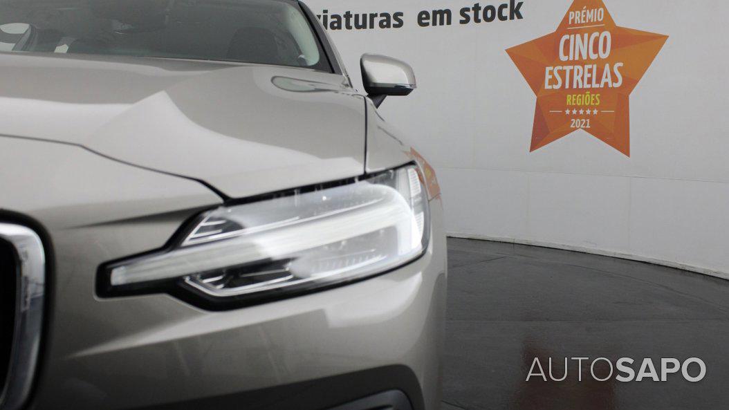 Volvo V60 2.0 T8 AWD TE Momentum de 2020