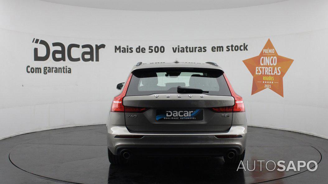 Volvo V60 2.0 T8 AWD TE Momentum de 2020
