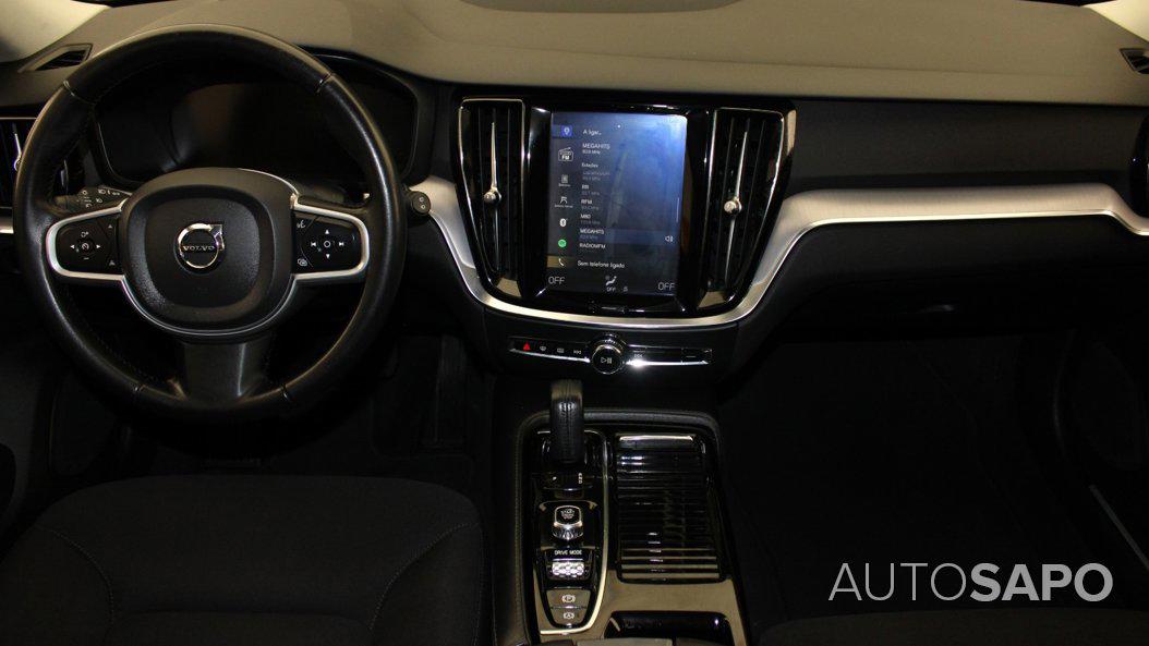 Volvo V60 2.0 T8 AWD TE Momentum de 2020