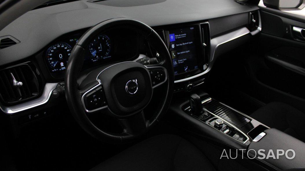 Volvo V60 2.0 T8 AWD TE Momentum de 2020