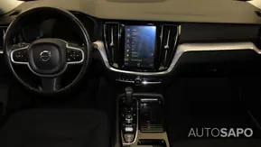 Volvo V60 2.0 T8 AWD TE Momentum de 2020