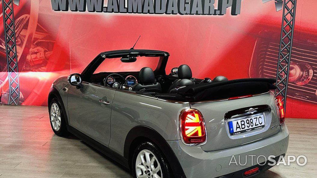 MINI Cabrio Cooper D Auto de 2019