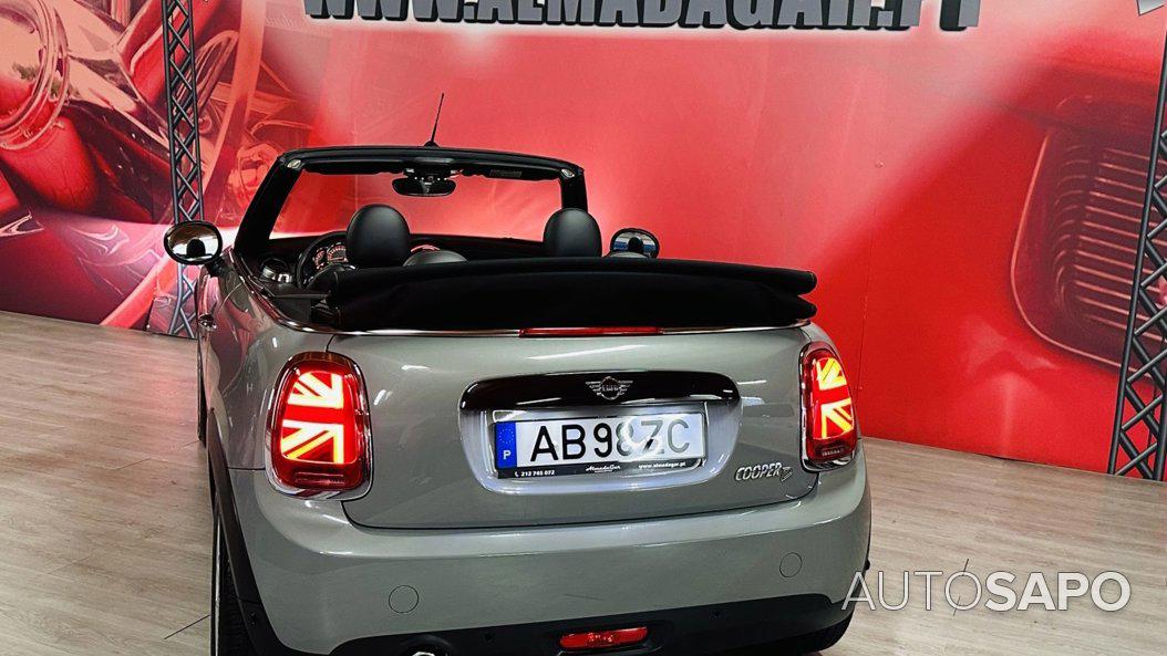 MINI Cabrio Cooper D Auto de 2019