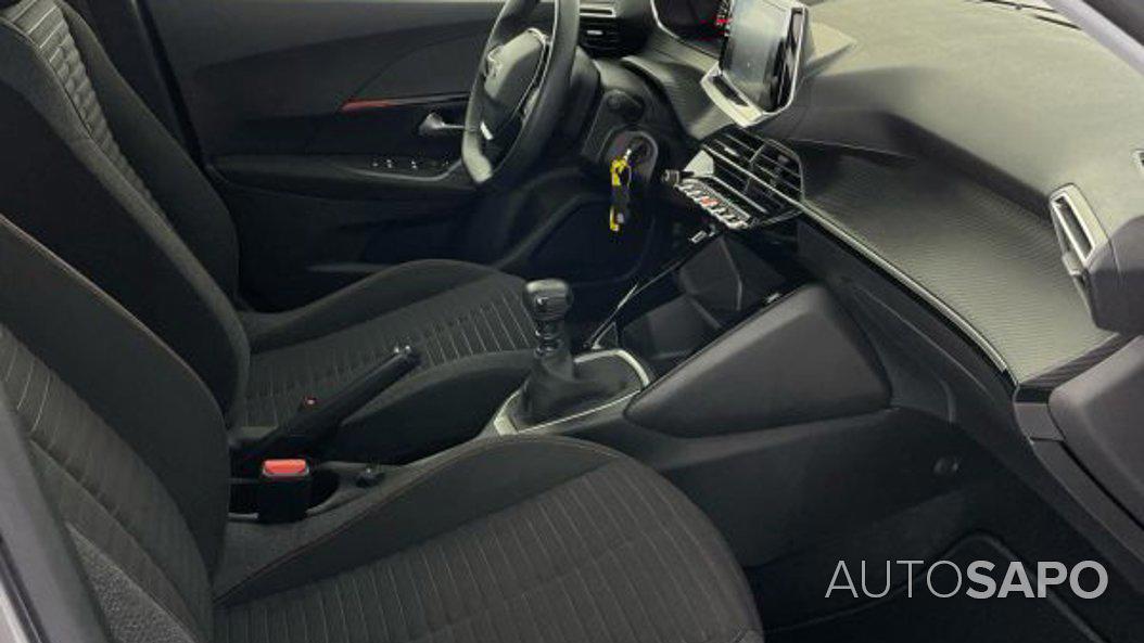 Peugeot 2008 1.2 PureTech Active Pack de 2021