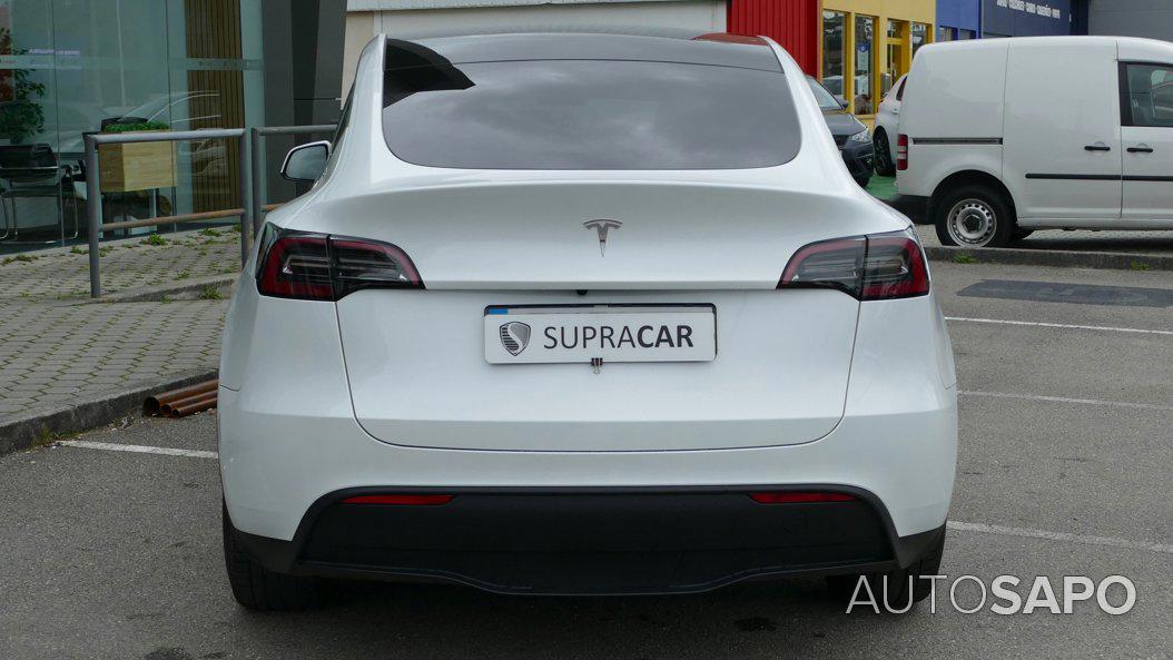 Tesla Model Y Long-Range RWD de 2024