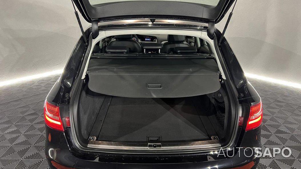 Audi A4 Avant 2.0 TDi S-line de 2012
