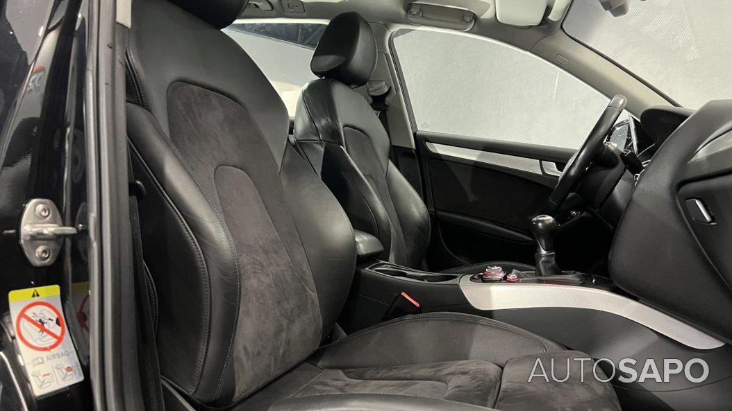 Audi A4 Avant 2.0 TDi S-line de 2012