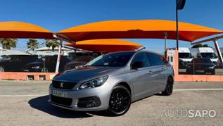 Peugeot 308 1.2 PureTech Style de 2020