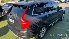 Volvo XC90 2.0 T8 PHEV Momentum AWD de 2020