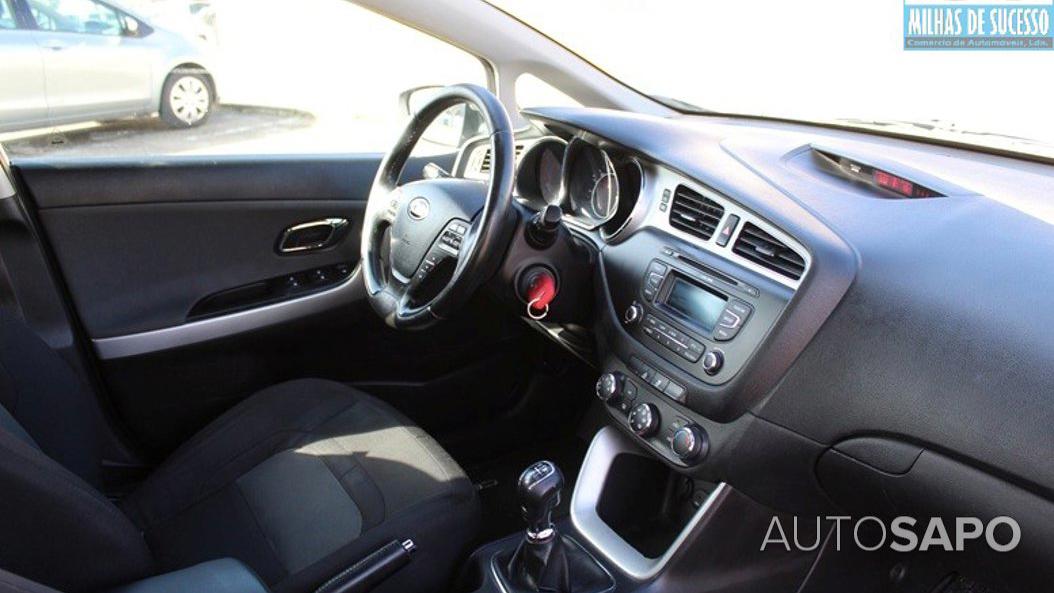 Kia Ceed 1.6 CRDi EX de 2014