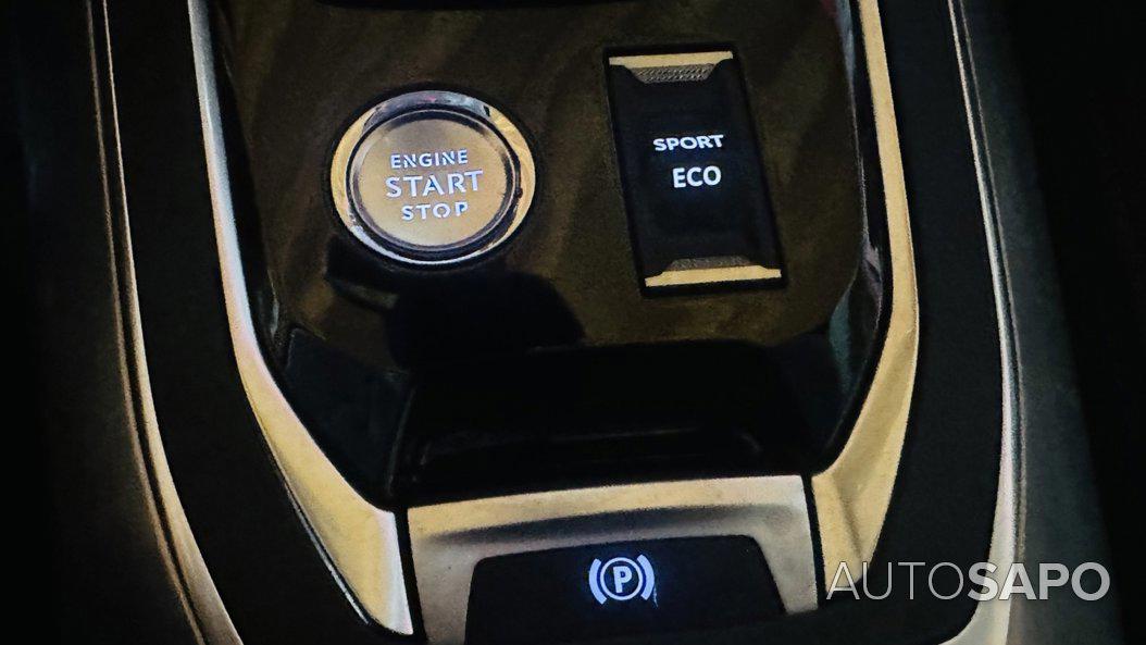 Peugeot 308 1.2 PureTech Allure Full LED EAT8 de 2020