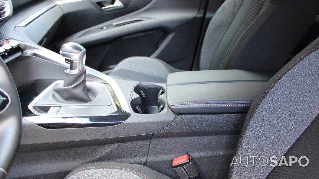 Peugeot 3008 1.5 BlueHDi Active Pack de 2019