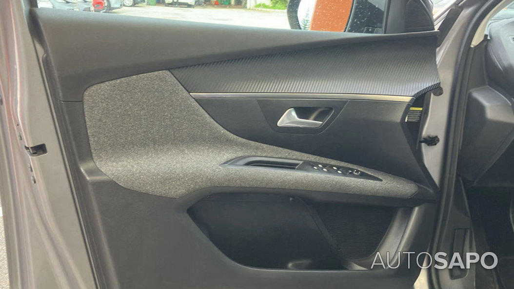 Peugeot 3008 1.2 PureTech Allure de 2017