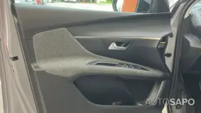 Peugeot 3008 1.2 PureTech Allure de 2017