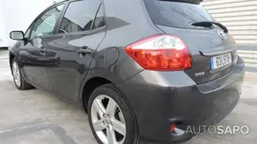 Toyota Auris de 2011