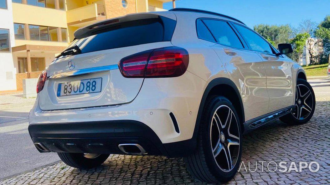 Mercedes-Benz Classe GLA 200 AMG Line Aut. de 2017