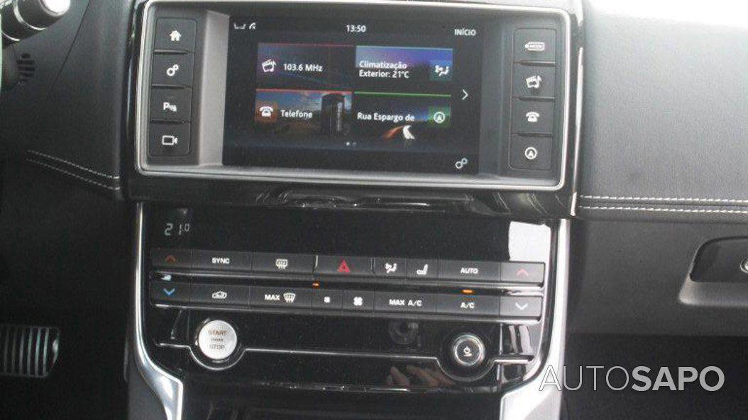 Jaguar XE 2.0 D R-Sport Aut. de 2017