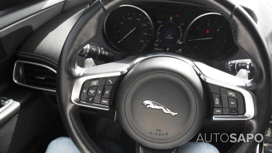 Jaguar XE 2.0 D R-Sport Aut. de 2017