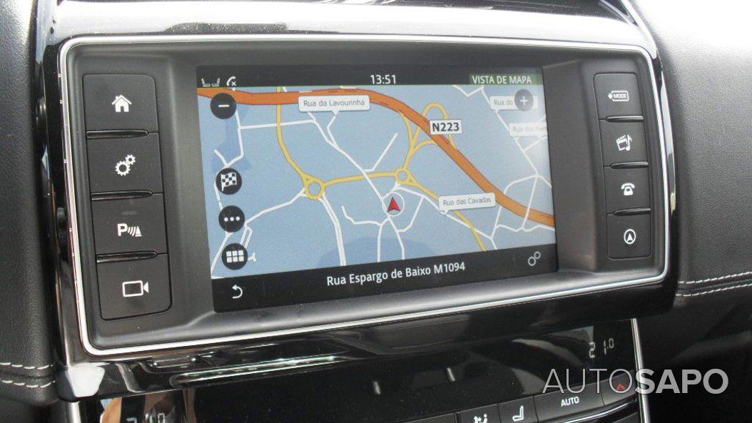 Jaguar XE 2.0 D R-Sport Aut. de 2017
