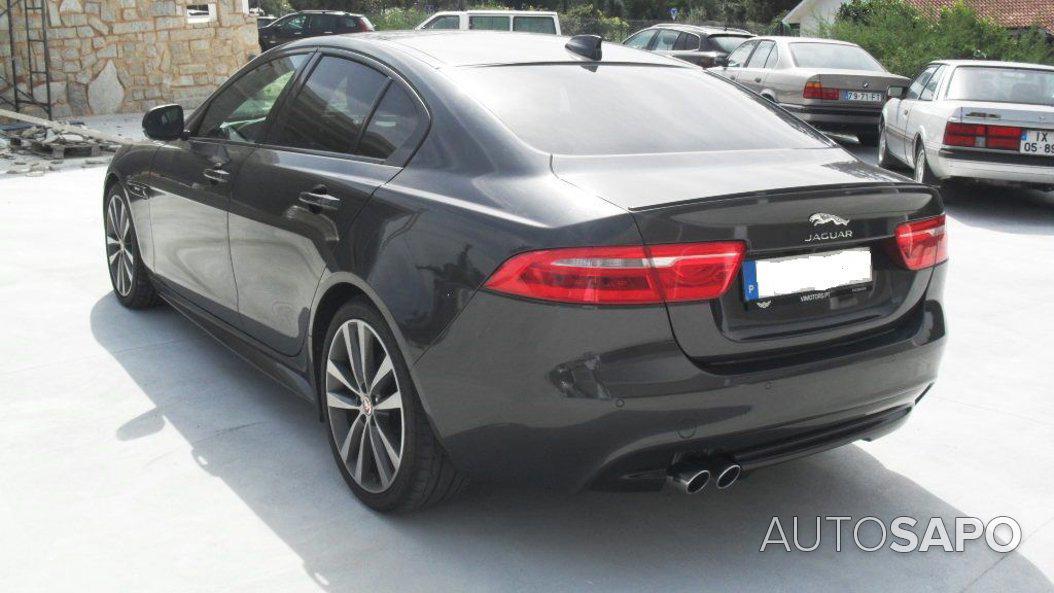 Jaguar XE 2.0 D R-Sport Aut. de 2017