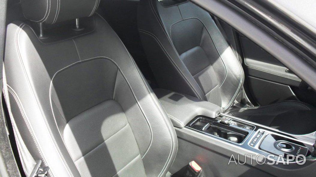 Jaguar XE 2.0 D R-Sport Aut. de 2017