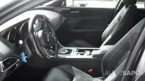 Jaguar XE 2.0 D R-Sport Aut. de 2017