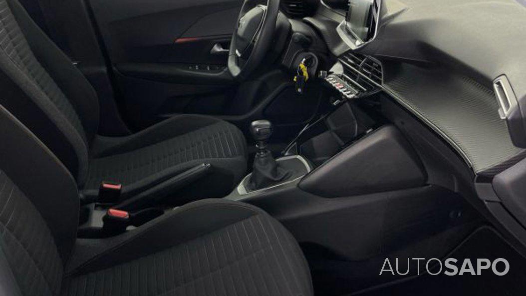 Peugeot 2008 1.2 PureTech Active de 2021