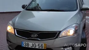 Kia Ceed 1.6 CRDi TX ISG de 2010