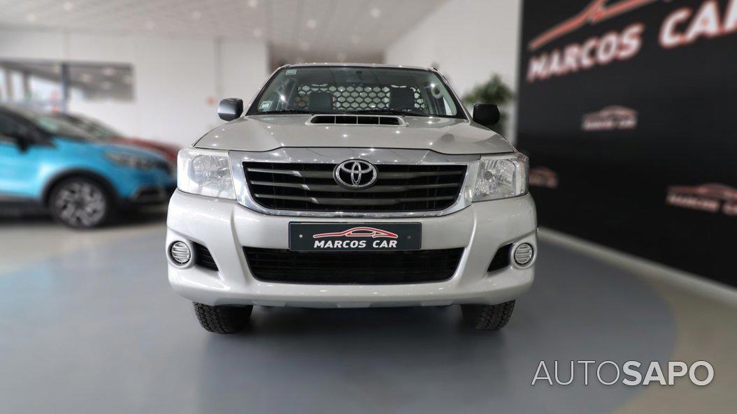 Toyota Hilux 2.5 D-4D 4WD CE de 2011