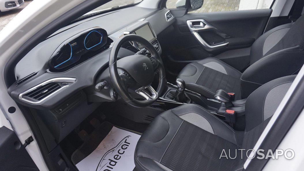 Peugeot 2008 1.2 PureTech Allure de 2019