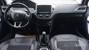 Peugeot 2008 1.2 PureTech Allure de 2019