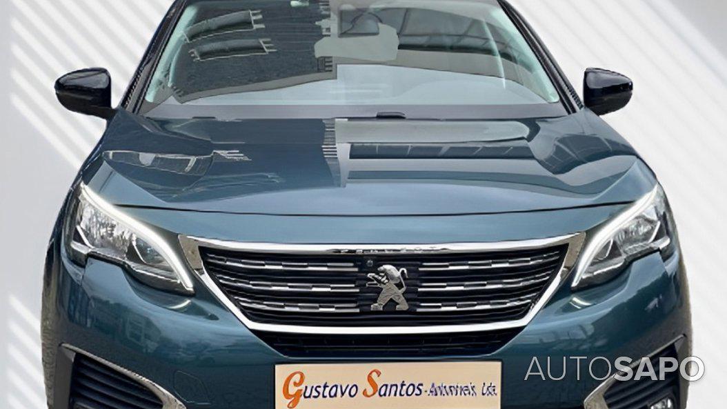 Peugeot 5008 1.2 PureTech Allure J18 de 2017