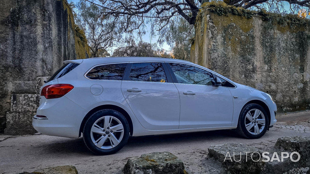 Opel Astra 1.6 CDTi Cosmo S/S de 2015