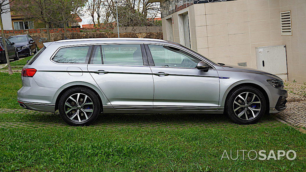 Volkswagen Passat V. 1.4 TSI GTE Plug-In-Hybrid DSG de 2022