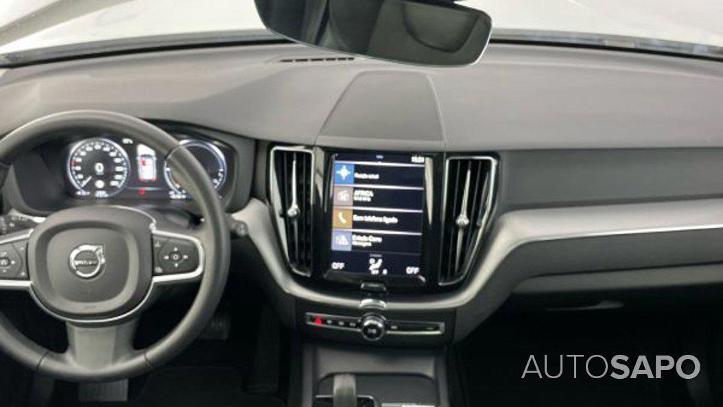 Volvo XC60 2.0 T8 PHEV Momentum AWD de 2020