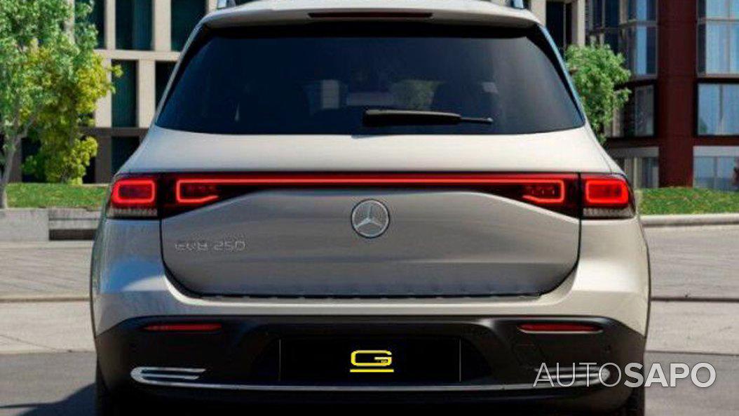 Mercedes-Benz EQB de 2023