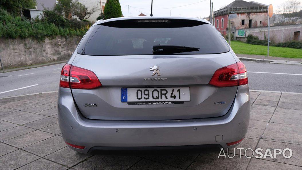 Peugeot 308 de 2015