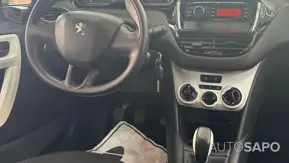 Peugeot 208 1.2 PureTech Style de 2017